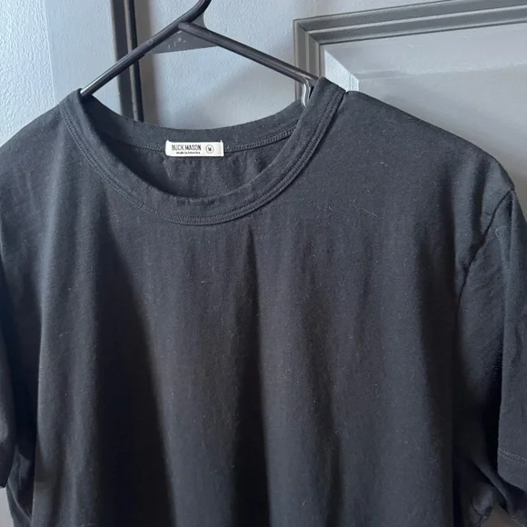 Buck Mason PIMA CURVED HEM TEE - Picture 5 of 8